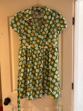 ModCloth Daisy Print Button-Front Dress